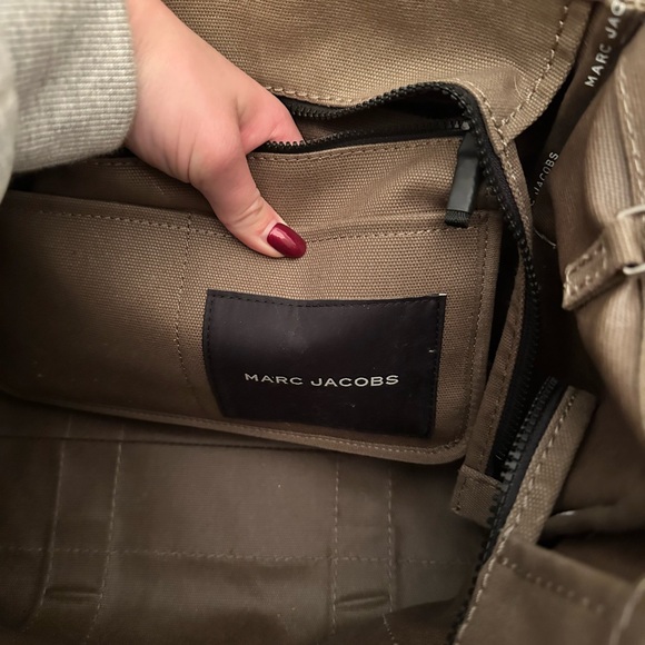 Marc Jacobs Army Green Tote Bag - Picture 5 of 7